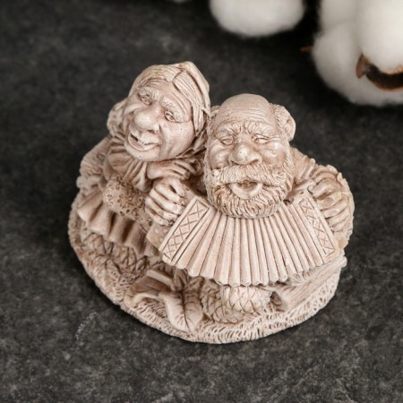 Figure "On the Flood" ivory, 7x6x8cm-4