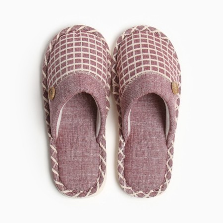 Women's slippers closed, size 40/41-1