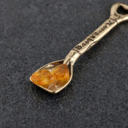 Koselka souvenir "Königsberg shovel", with natural amber-8