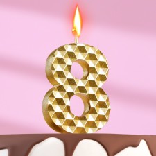 Candle in the cake on the skeleton 