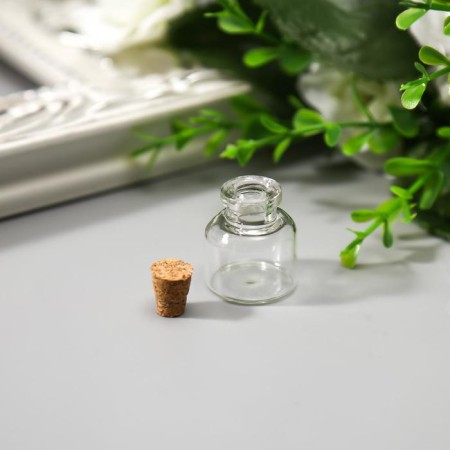 Decor for creativity Glass "A bottle with a traffic jam" 2.5x2.2x2.2 cm-1