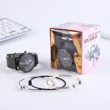 Set: watches and bracelets 