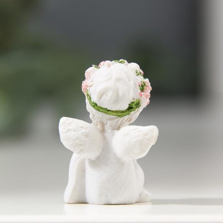 Souvenir Polystone "Angel Milashka" in a wreath of roses, mix, 3x2x2 cm-5