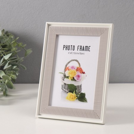 Photo frame plastic 10x15 cm "Striped texture" Oliva, white 13.3x18.8 cm-1