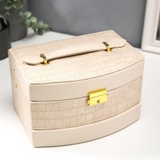 Casket to the leatherette for jewelry 