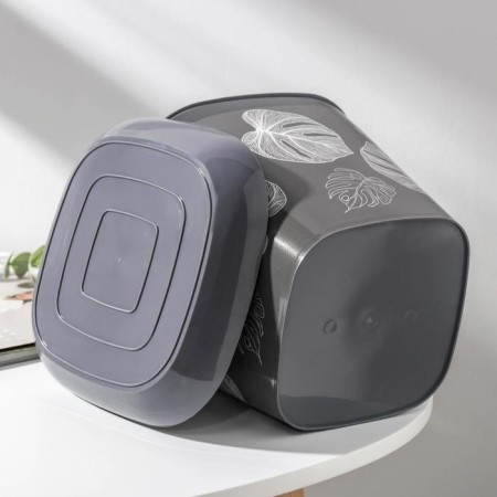 Pot with the pallet "Listopad", 3.7 l, the color is dark gray-2