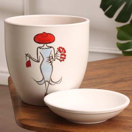 Flower pot "Girl in a hat" 3.5 l-1