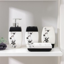 A set of accessories for the bathroom 