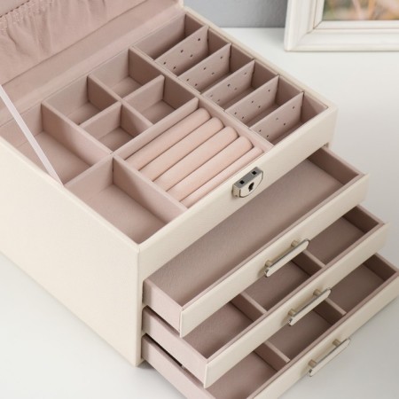 Casket to the leatherette for jewelry "screw" milk 22x17x18 cm-3