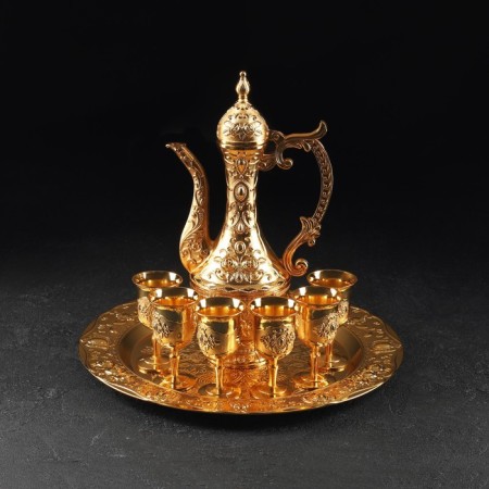Serving set "Luxury. Gold ", 8 items: a jug 250 ml, 6 glasses, 20 ml, tray, gold color