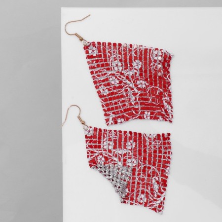 Hanging “rhombus” chain mail, ornament, white-red color, 9 cm-1