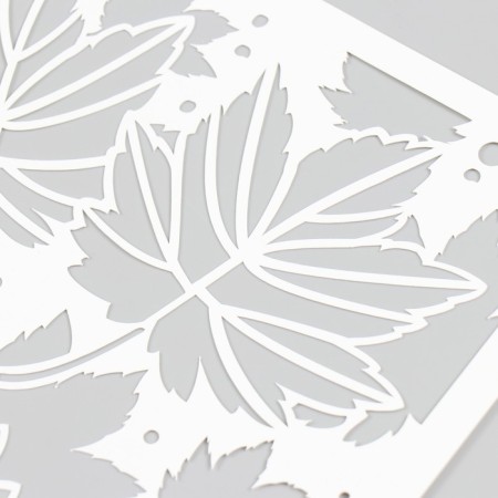 Plastic stencil "maple leaves" 16x24 cm-2