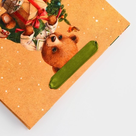 Package Gift New Year Laminated "Cute Bear", 23 x 17.8 x 9.8 cm.-2