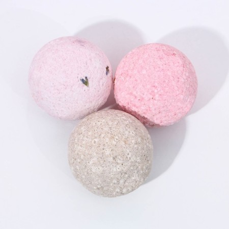 Gift set of cosmetics "March 8", bathtub bombs with additives 3 x 40 g, pure happiness-1