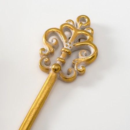 Panel interior polystone "openwork key" gold with a white patina 6.5x1x17 cm-2