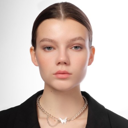 Choker "Butterfly" with a chain, white color in silver, l = 40 cm