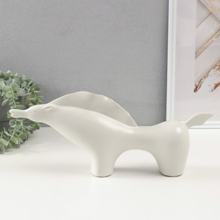 Souvenir Ceramics "Purposeful Horse" White 7x39.5x17 cm-3