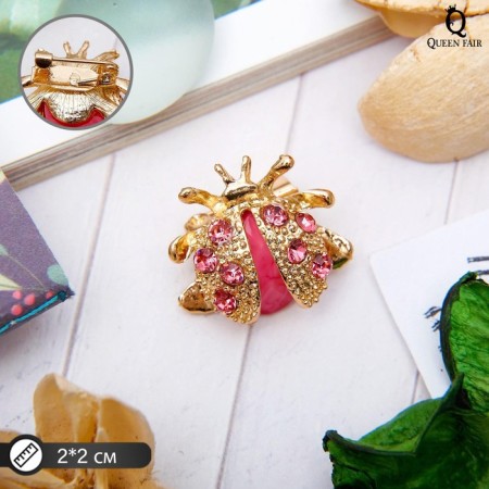 Brooch "God's Laying" mini, pink color in gold
