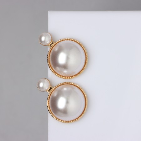 Earrings with pearls "splendor" two circles, white color in gold