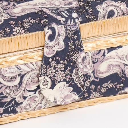 Casket for needlework "Eastern cucumbers on black" 9.5x19.5x13 cm-1