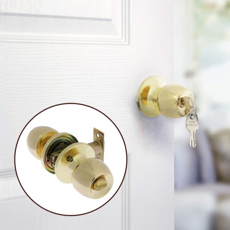 Latch 1103, with a key, color gold