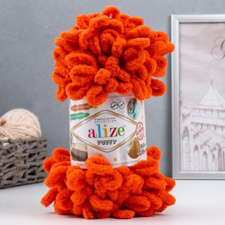 Yarn "Puffy" 100 % micropoliester 9m/100g (06)