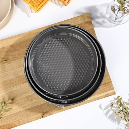 A set of baking forms “Elin. Circle ”, 3 subjects: D = 22/24/26 cm, removable bottom, anti -stick coating, black color-2