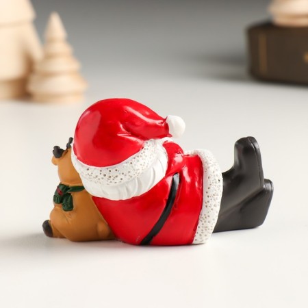Suvenir Polystone "Santa Claus in Krasnoye with an assistant ileshka, rest" mix 8.2x4.3x5.5 cm-3