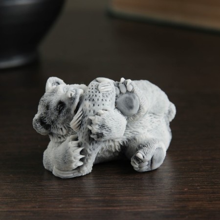 Souvenir "Bear with fish (3 species)" 6.5cm-6