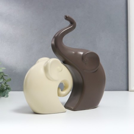 Souvenir ceramics "Two elephants" matte set 2 pcs 12x12 22x13 cm mix-5