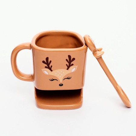 A mug with a spoon and a deer cookie compartment, 200 ml-1
