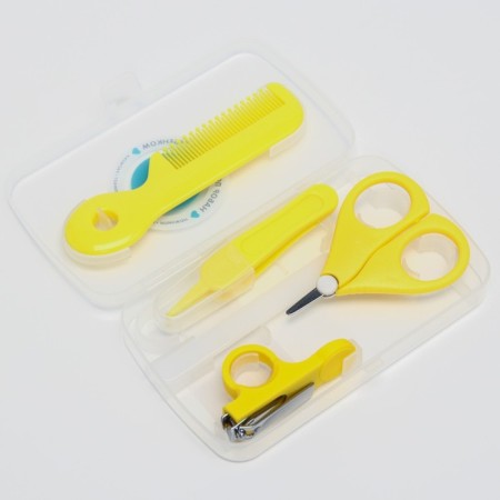 A child’s care set, 5 items (comb, tweezers, scissors, a knipser, saw), yellow color 6-2