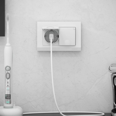 The W117220120120120 Double Moisture Protection, with grounding, with protective lids and curtains, white 967649-3