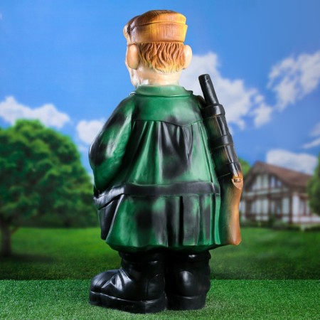 Garden figure "Hunter Petrovich" 30x46x82cm-2
