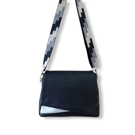 Bag Messenger, valve department, external pocket, black color-4
