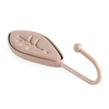 The hook is a single Naturel