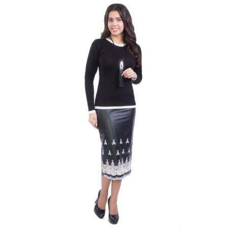 Women's skirt, size 42, black color