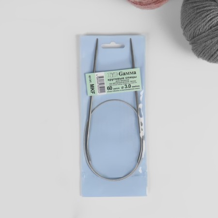 The knitting needles are circular, for knitting, with a metal cable, d = 3 mm, 60 cm-2