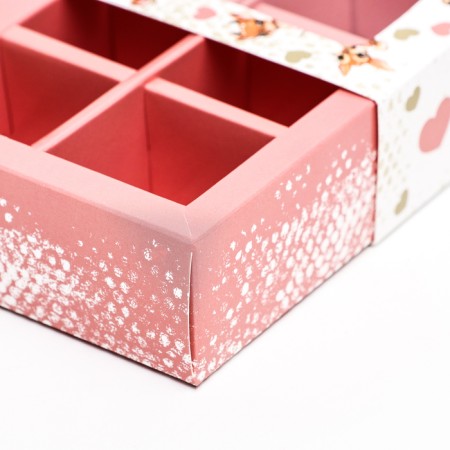 Box for sweets 6 pcs, white-pink "deer", 13.7 x 9.85 x 3.86 cm-5
