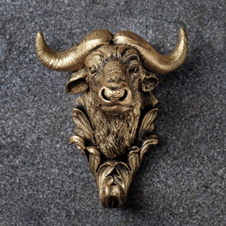 Figure hook "buffalo" bronze 7x10x12cm-1