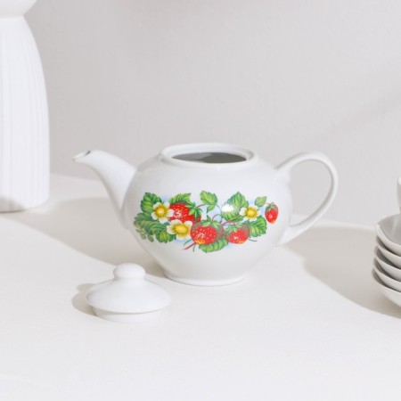 Tea Service "Flowering Strawberries", 14 objects: kettle, sugar tower, 6 tea pairs, porcelain-2