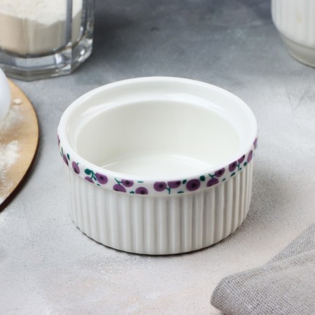 Ramekin ceramic "Blueberries", 9.5 x 4.5 cm, 200 ml, white color-1