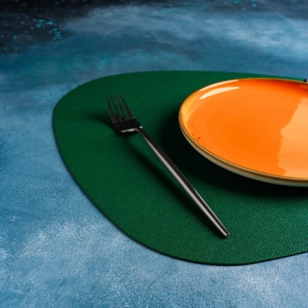 Serving napkin on the TEM table, 44 × 35.5 cm, green color-4