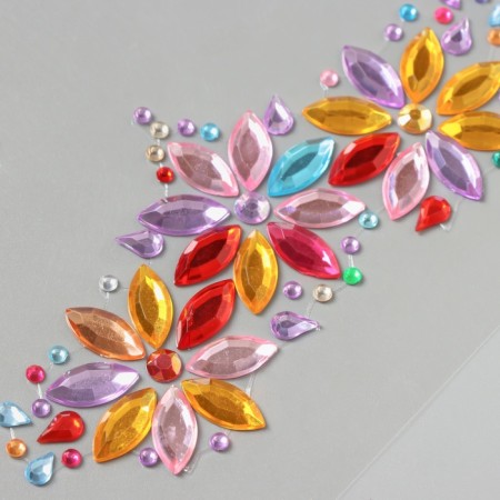 Sticker of rhinestones plastic on the face "Three flowers" multi -colored 14.5x16 cm-2