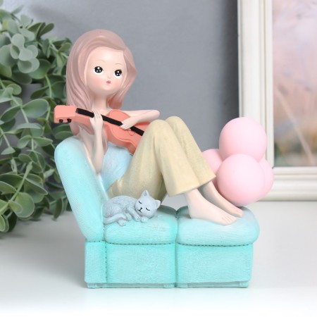 Souvenir Polystone Light "Girl on the couch with guitar/dog" MIX 13x7.5x16 cm-2