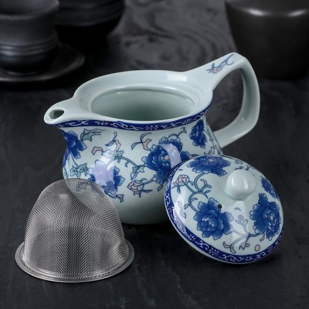 Keramic teapot with a metallic sieve "flowering roses", 350 ml-4