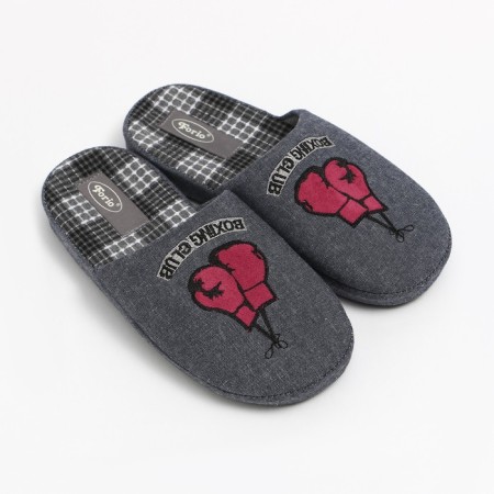 Teenage slippers, size 40