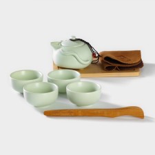 A set for the tea ceremony Ceramic “Tyasitsa”, 8 objects: a kettle of 120 ml, 4 PIALA 50 ml, napkin, forceps, stand