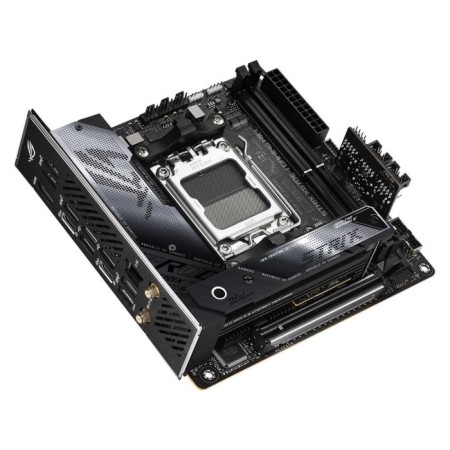 The ASUS ROG Strix X670-I Gaming WiFi Socketam5 AMD X670 2XDDR5 Mini -itx AC 106498-3