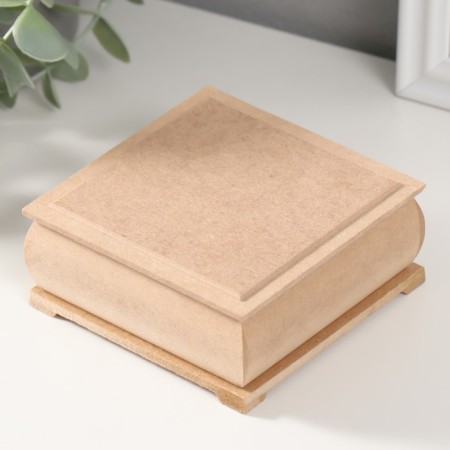 Decor box (4 sections) 10x10x4 cm